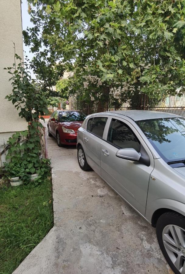 Nikolic Apartmani Bar Exterior foto